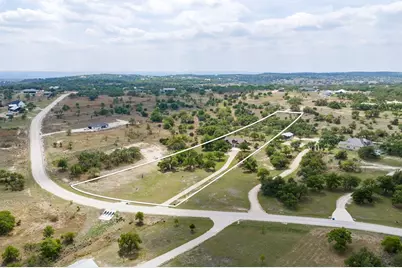 1783 Axis Circle, Fredericksburg, TX 78624 - Photo 5