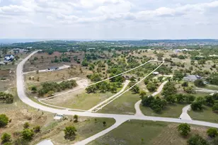 1783 Axis Cir, Fredericksburg, TX 78624 - Photo 5