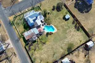 908 N Crockett St, Fredericksburg, TX 78624 - Photo 45