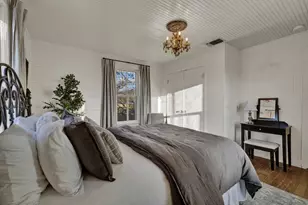 908 N Crockett St, Fredericksburg, TX 78624 - Photo 17