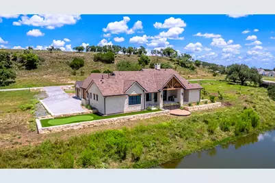 79 Racquet Club Ln, Fredericksburg, TX 78624 - Photo 3