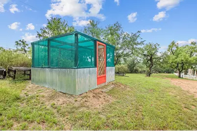 211 W Riverside Dr, Llano, TX 78643 - Photo 57