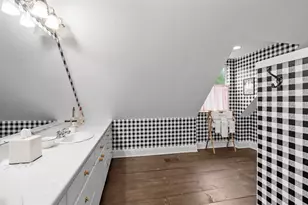 211 W Riverside Dr, Llano, TX 78643 - Photo 11