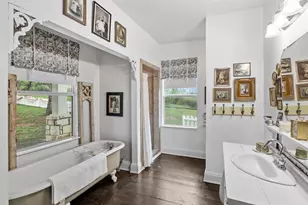 211 W Riverside Dr, Llano, TX 78643 - Photo 47