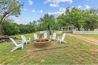 211 W Riverside Dr, Llano, TX 78643 - Photo 73