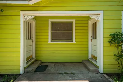 618 Lois St, Kerrville, TX 78028 - Photo 23