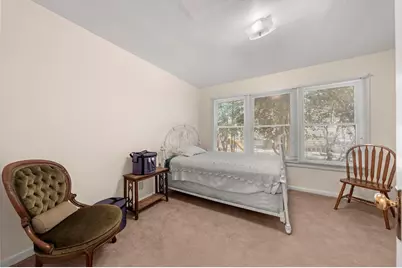 618 Lois St, Kerrville, TX 78028 - Photo 13