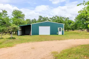 11453 N US Hwy 87, Fredericksburg, TX 78624 - Photo 33