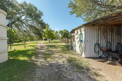 1763 Nixon Creek Rd, Fredericksburg, TX 78624 - Photo 27