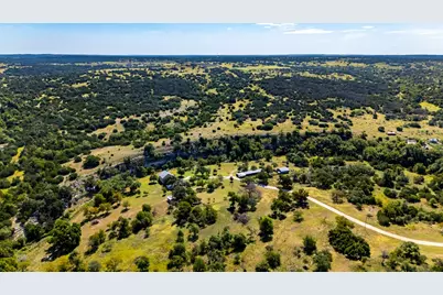 1763 Nixon Creek Rd, Fredericksburg, TX 78624 - Photo 5