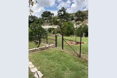 1763 Nixon Creek Rd, Fredericksburg, TX 78624 - Photo 29
