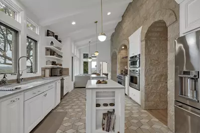 2975 Bear Creek Rd, Fredericksburg, TX 78624 - Photo 9