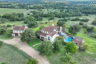 2975 Bear Creek Rd, Fredericksburg, TX 78624 - Photo 3