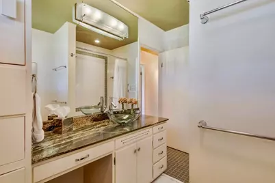 207 Walnut St, Fredericksburg, TX 78624 - Photo 27