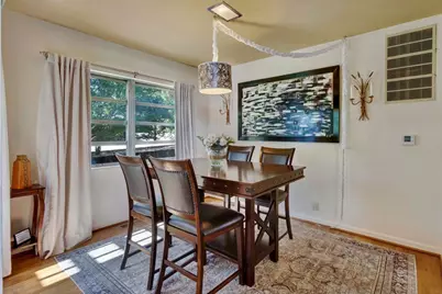 207 Walnut St, Fredericksburg, TX 78624 - Photo 13