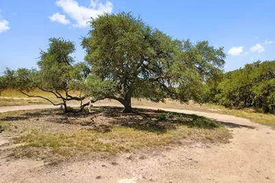 140 Lantana, Johnson City, TX 78636 - Photo 15