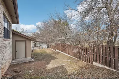 502 Oakland Hills Lane, Kerrville, TX 78028 - Photo 51