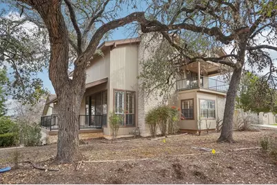 502 Oakland Hills Lane, Kerrville, TX 78028 - Photo 1