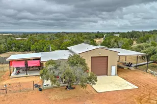 812 Byas Spgs Rd, Mountain Home, TX 78058 - Photo 1