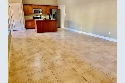 704 Darlington Dr, Fredericksburg, TX 78624 - Photo 3