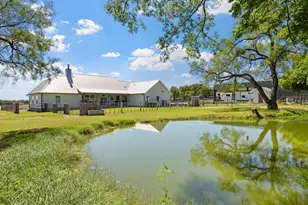 139 Armory Rd, Fredericksburg, TX 78624 - Photo 33