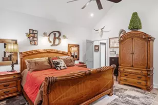 139 Armory Rd, Fredericksburg, TX 78624 - Photo 17