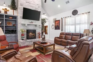 139 Armory Rd, Fredericksburg, TX 78624 - Photo 7