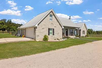 139 Armory Rd, Fredericksburg, TX 78624 - Photo 49