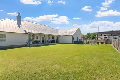 139 Armory Rd, Fredericksburg, TX 78624 - Photo 51