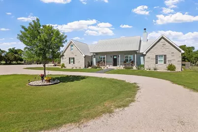 139 Armory Rd, Fredericksburg, TX 78624 - Photo 1