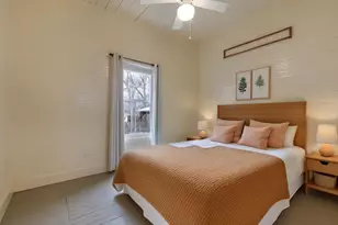 319 W Creek St, Fredericksburg, TX 78624 - Photo 13