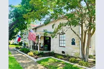 125 W San Antonio St, Fredericksburg, TX 78624 - Photo 1