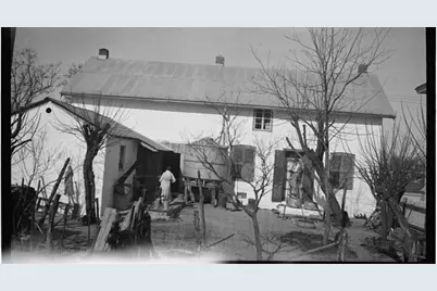 125 W San Antonio St, Fredericksburg, TX 78624 - Photo 21