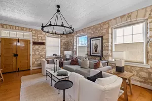 125 W San Antonio St, Fredericksburg, TX 78624 - Photo 5