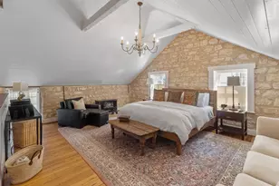 125 W San Antonio St, Fredericksburg, TX 78624 - Photo 9