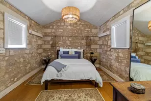 125 W San Antonio St, Fredericksburg, TX 78624 - Photo 17