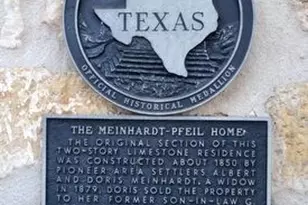 125 W San Antonio St, Fredericksburg, TX 78624 - Photo 3