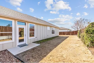 730 Madilynn Ct, Fredericksburg, TX 78624 - Photo 15