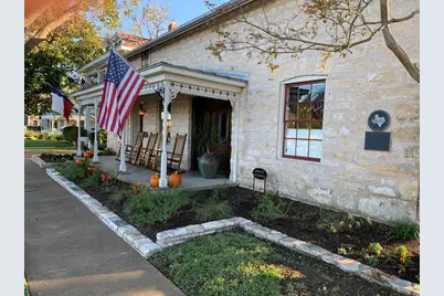 125 W San Antonio St, Fredericksburg, TX 78624 - Photo 3