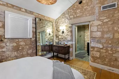 125 W San Antonio St, Fredericksburg, TX 78624 - Photo 19