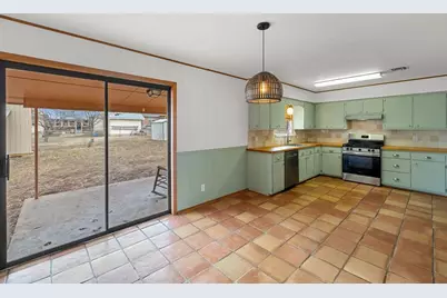 618 Cross Mountain Dr, Fredericksburg, TX 78624 - Photo 13