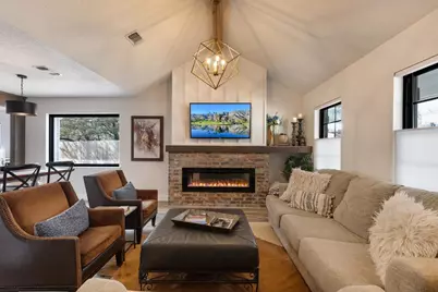 609 Town Creek Court, Fredericksburg, TX 78624 - Photo 5