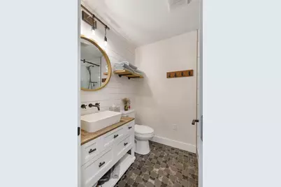 609 Town Creek Court, Fredericksburg, TX 78624 - Photo 17