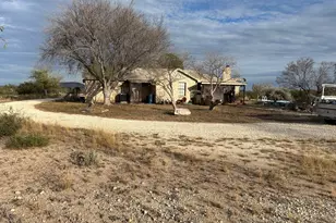 253 Molley Rd, Brackettville, TX 78832 - Photo 5