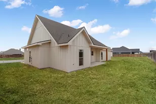 114 Madrona Ln, Fredericksburg, TX 78624 - Photo 33