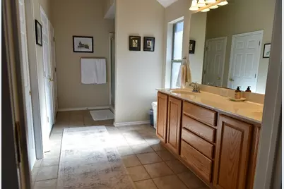 201 Bending Oaks Trail, Fredericksburg, TX 78624 - Photo 13