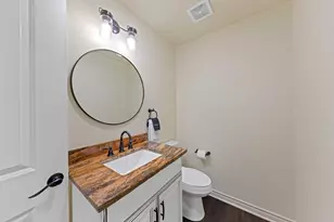 2485 Old San Antonio Rd, Fredericksburg, TX 78624 - Photo 11