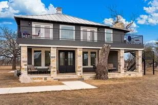 2485 Old San Antonio Rd, Fredericksburg, TX 78624 - Photo 3