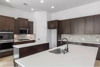 117 Stoneledge, Fredericksburg, TX 78624 - Photo 9