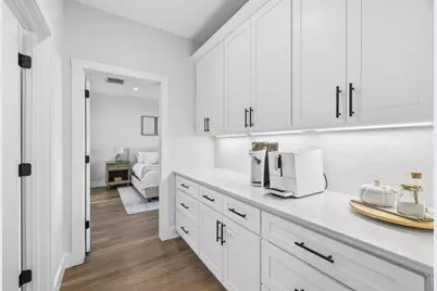 908 Smokey Oak Dr, Fredericksburg, TX 78624 - Photo 13